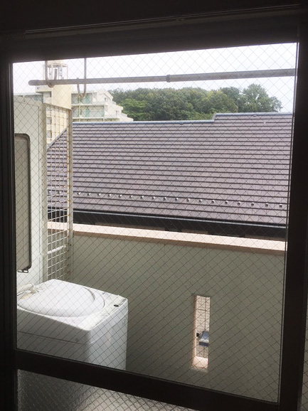 大学寮　ガラス割れ替え　施工後