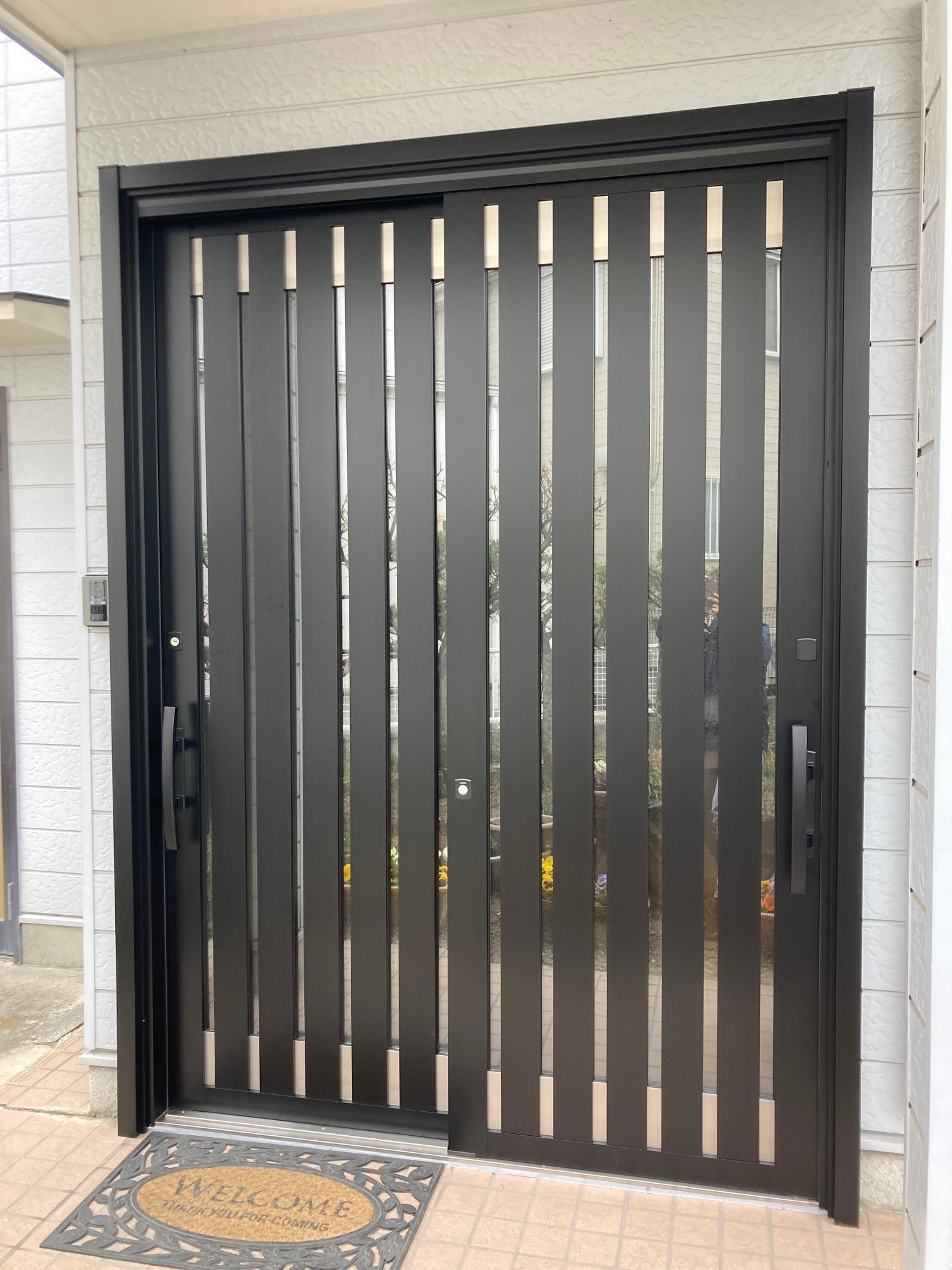 玄関取替　施工後